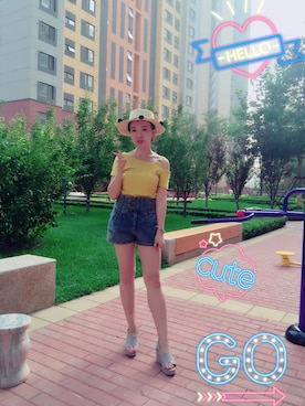 「LILY BROWN（リリーブラウン）のアイテム（カーゴパンツ）」を使った、🍭whos♔糖糖🍭さん（レディース・160cm）の夏コーディネート
