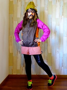「NIKE（ナイキ）のアイテム（スニーカー、ブラック系）」を使った、Meeさん（レディース・154cm）の秋コーディネート