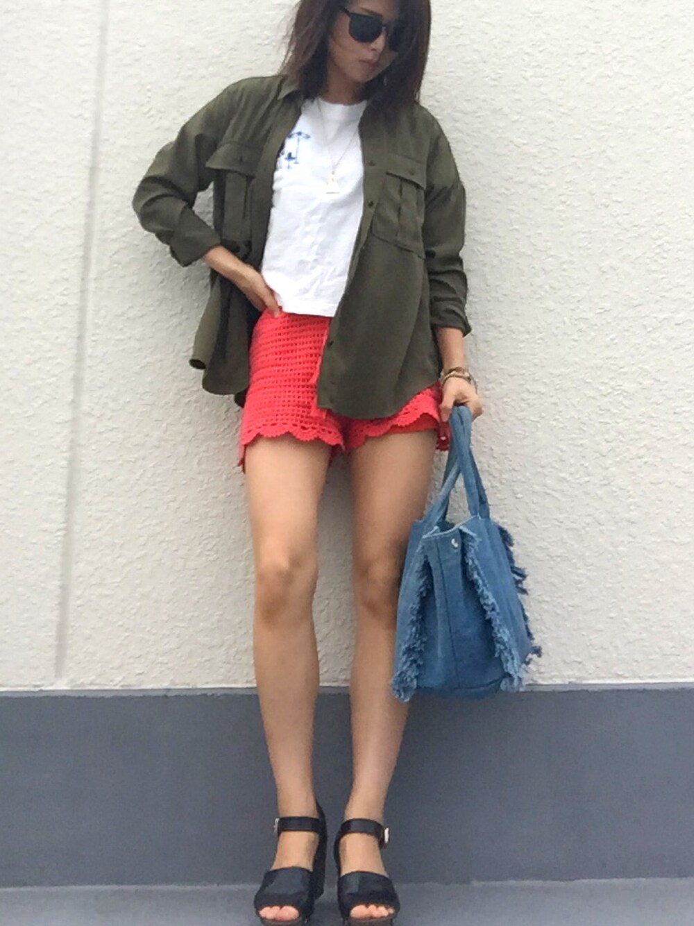 「海、ショートパンツ、GU」｜「GUのアイテム（シャツ/ブラウス、その他）」を使った、えもさん（レディース・156cm）の夏コーディネートの1枚目の写真