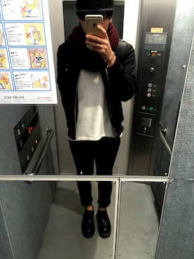 「アイテム（バングル/リストバンド）」を使った、yamaimoさん（メンズ・183cm・20代）の秋コーディネート