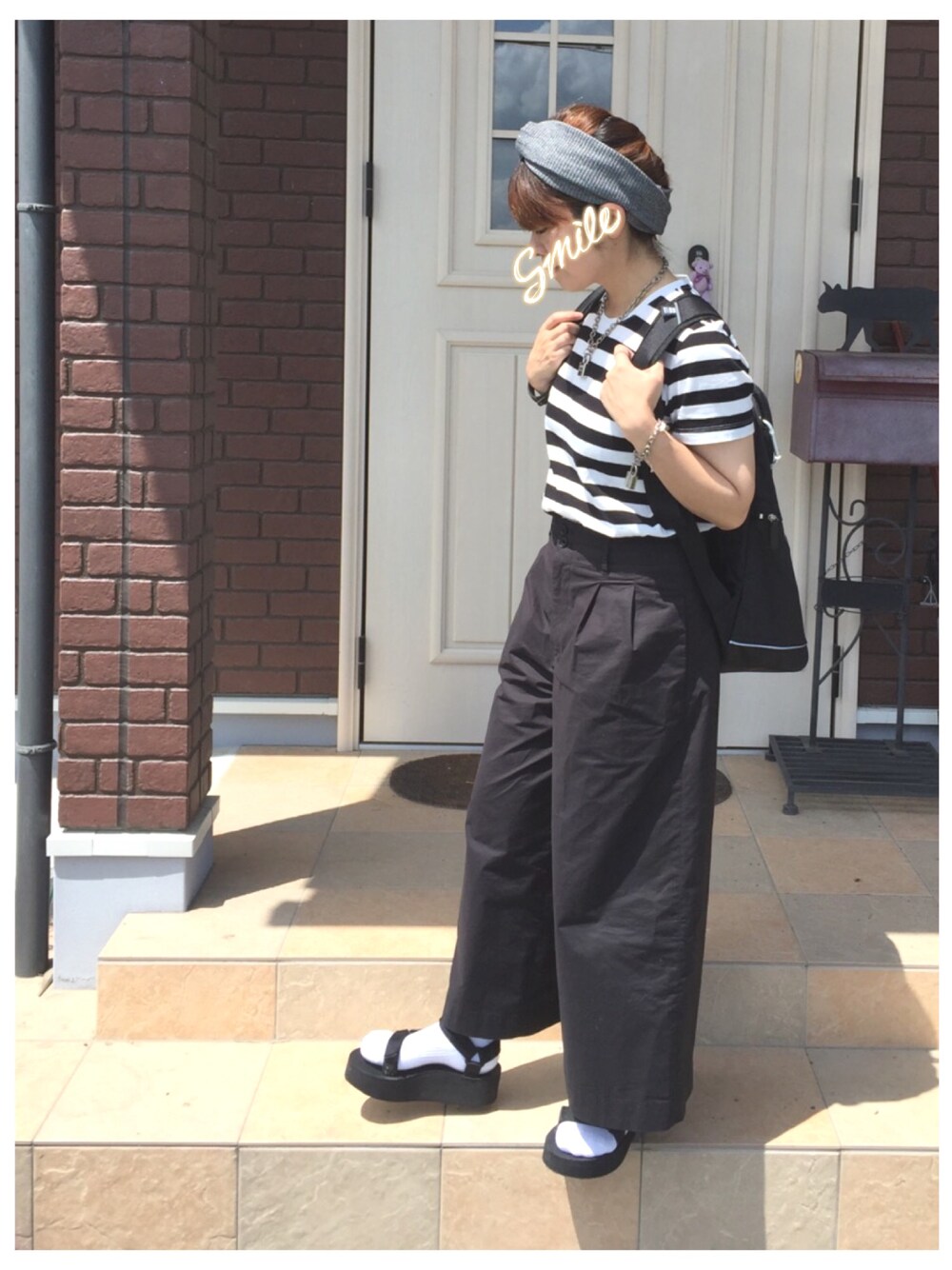 「オトナカジュアル、ヘアバンド、ヘアアレンジ、aiko、チビーズ✳︎、白黒、ユニクロ、シンプル」｜「BEAMS BOYのBEAMS BOY / リブヘアバンド（ヘアバンド、グレー系）」を使った、ゆきだるま☆さん（レディース・148cm）の夏コーディネートの1枚目の写真