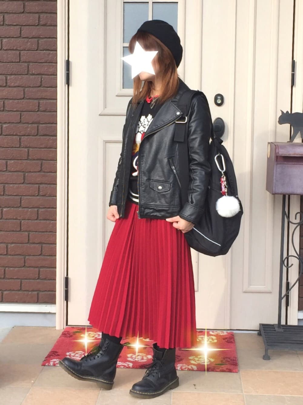 「秋のコーデ、ライダース、プリーツスカート、ドクターマーチン、RNA、チビーズ✳︎、marimekko、aiko、x-girl」｜「UNIQLOのアイテム（ハンチング/ベレー帽、ブラック系）」を使った、ゆきだるま☆さん（レディース・148cm）の秋コーディネートの1枚目の写真