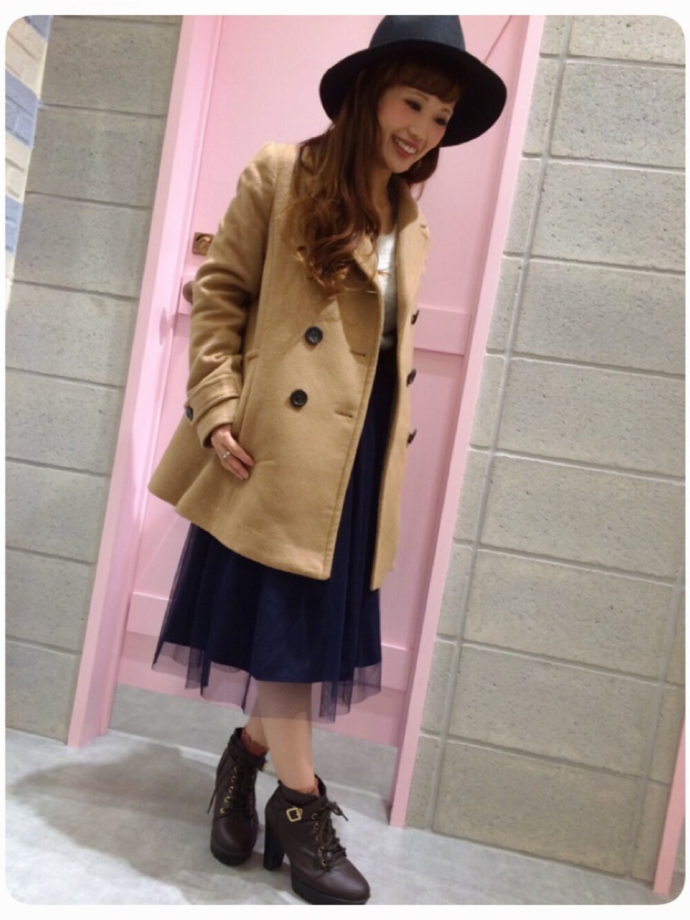 「Pコート、きれいめカジュアル」｜「Heatherのアイテム（ピーコート、ベージュ系）」を使った、Nishiuchi Kanaさん（レディース・150cm）の秋コーディネートの1枚目の写真