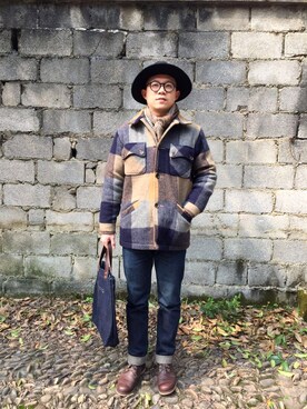 「ESPRIT（エスプリ）のアイテム（パンツ）」を使った、莱奥安托万さん（メンズ・173cm）の冬コーディネート