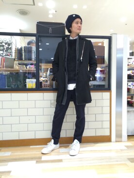 「L.H.P（エルエイチピー）のアイテム（チェスターコート）」を使った、SHINYA KASHIWAGIさん（メンズ・177cm）の冬コーディネート