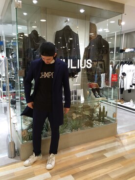 「L.H.P（エルエイチピー）のアイテム（チェスターコート）」を使った、SHINYA KASHIWAGIさん（メンズ・177cm）の冬コーディネート