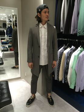 「L.H.P（エルエイチピー）のアイテム（チェスターコート）」を使った、SHINYA KASHIWAGIさん（メンズ・177cm）の春コーディネート