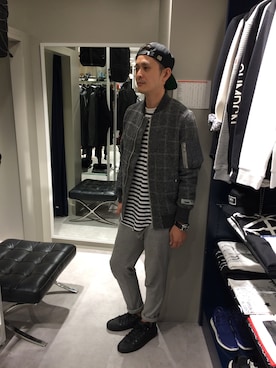 「L.H.P（エルエイチピー）のアイテム（ミリタリージャケット）」を使った、SHINYA KASHIWAGIさん（メンズ・177cm）の冬コーディネート