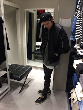 「WHITELAND（ホワイトランド）のアイテム（ミリタリージャケット）」を使った、SHINYA KASHIWAGIさん（メンズ・177cm）の冬コーディネート