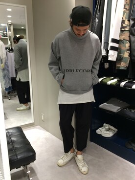 「L.H.P（エルエイチピー）のアイテム（スラックス）」を使った、SHINYA KASHIWAGIさん（メンズ・177cm）の夏コーディネート