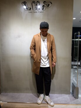 「L.H.P（エルエイチピー）のアイテム（チェスターコート）」を使った、SHINYA KASHIWAGIさん（メンズ・177cm）の秋コーディネート