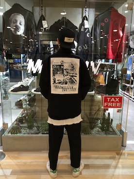 「L.H.P Private Brand（エルエイチピープライベートブランド）のアイテム（その他アウター）」を使った、SHINYA KASHIWAGIさん（メンズ・177cm）の秋コーディネート
