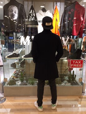 「L.H.P（エルエイチピー）のアイテム（チェスターコート）」を使った、SHINYA KASHIWAGIさん（メンズ・177cm）の秋コーディネート
