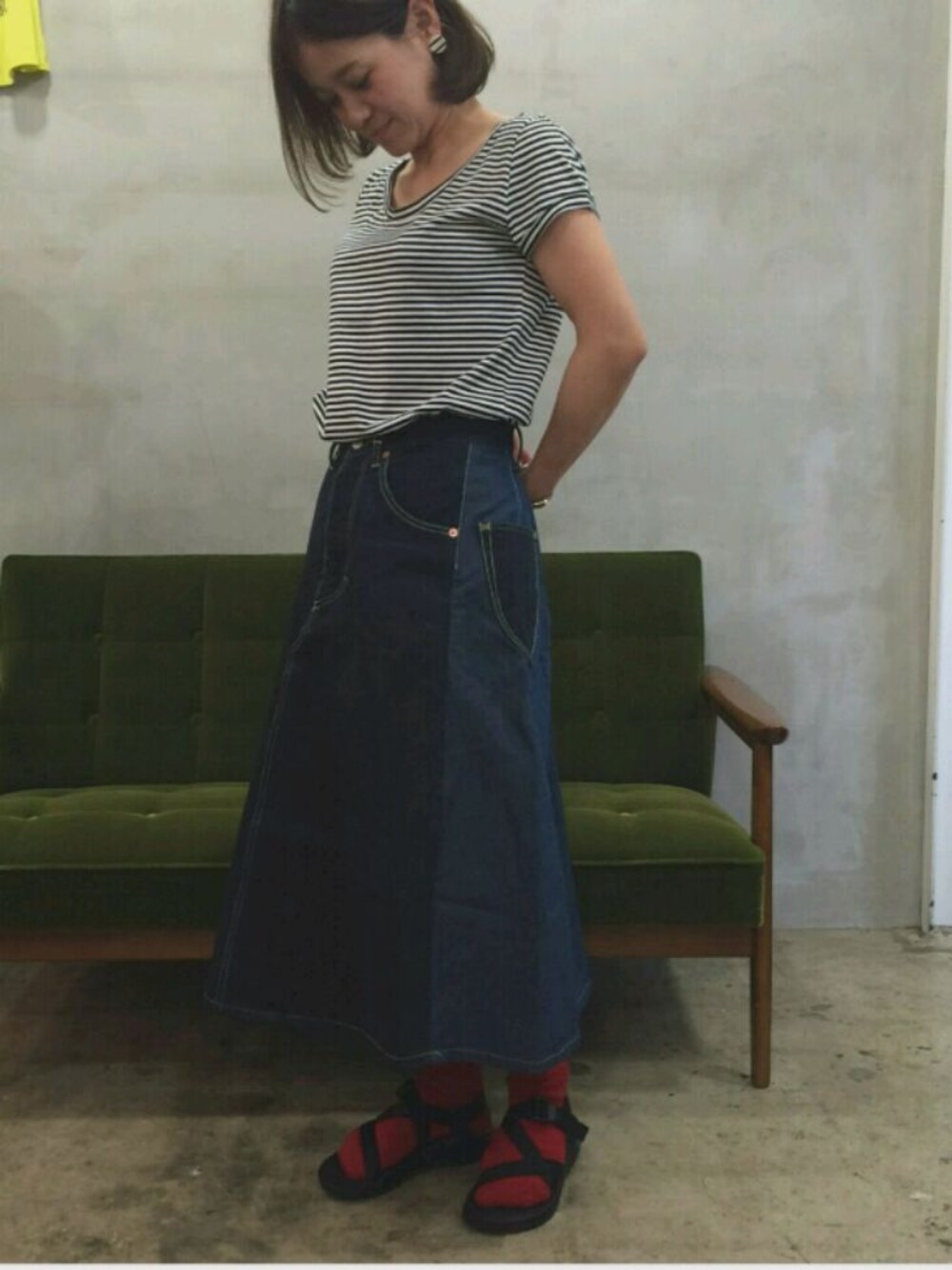 「flavor_kumamoto 、flavor_style 、ironari、pyjama clothing」｜「ironariのアイテム（デニムスカート、ブルー系）」を使った、yuuu... さん（レディース・153cm）の春コーディネートの1枚目の写真