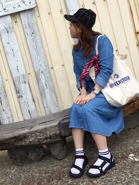 「Teva（テバ）の【Teva(テバ)】スポーツサンダル/HURRICANE XLT M（サンダル、ブラック系）」を使った、moeさん（レディース・155cm）の春コーディネート