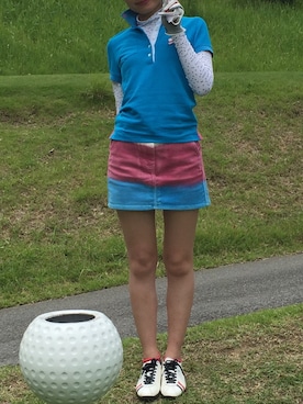 「MARK & LONA（マークアンドロナ）のDormie Polo（ポロシャツ、ブルー系）」を使った、ICHUCAさん（レディース・167cm）の夏コーディネート