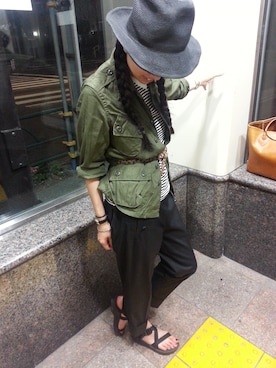 「A（エィス）のマリンパンツ（その他パンツ、ブラック系）」を使った、BEAMSBOY buyer INOさん（レディース・157cm）の夏コーディネート