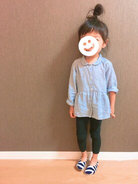 「ZARA KIDSのアイテム（シャツ/ブラウス、ブルー系）」を使った、hinanoさん（キッズ・110cm）の秋コーディネート
