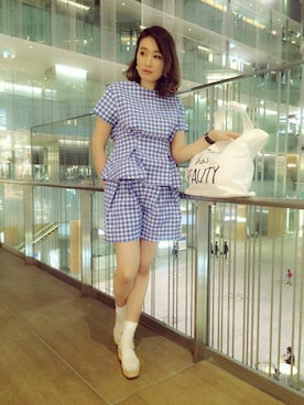 「アイテム（サンダル）」を使った、AzusaTakizawaさん（レディース・160cm）の春コーディネート