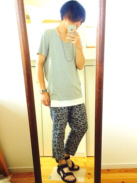 「no brand（ノーブランド）のアイテム（Tシャツ/カットソー、グレー系）」を使った、よよさん（メンズ・174cm）の夏コーディネート