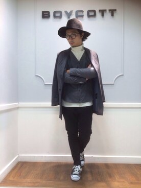「スエット」｜「アイテム（その他アウター）」を使った、boycott 北千住丸井店　スタッフさん（メンズ・174cm）の秋コーディネート