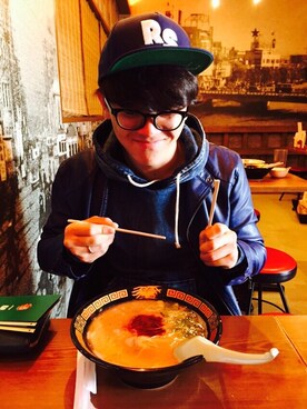 ゆうてぃん（POP）さんのコーディネート