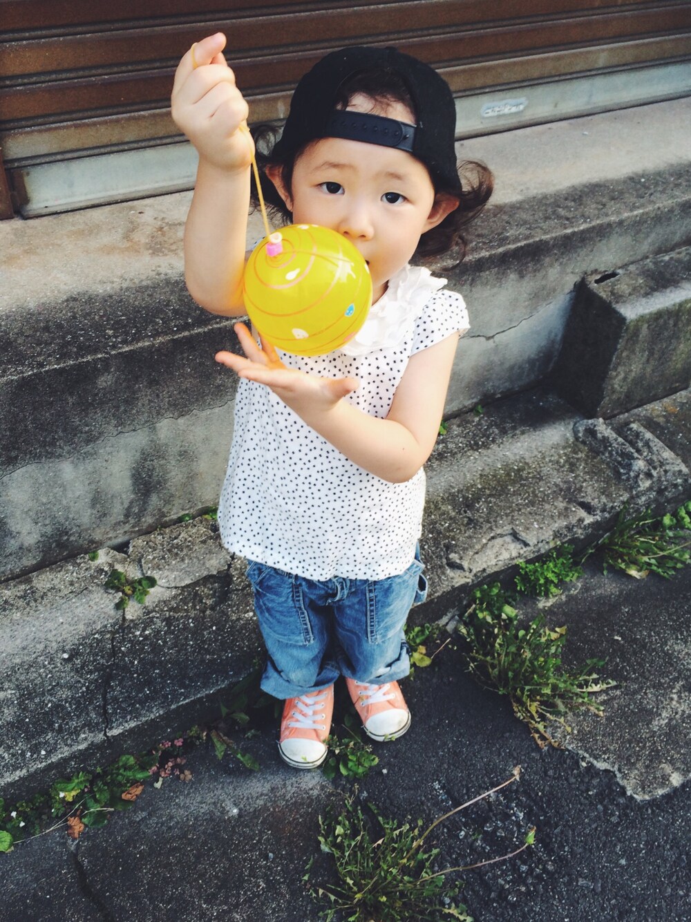 「キッズコーデ、韓国子供服、2歳、お祭り、デニム」｜「西松屋のアイテム（キャップ、ブラック系）」を使った、maomai1120さん（キッズ・90cm）の夏コーディネートの1枚目の写真