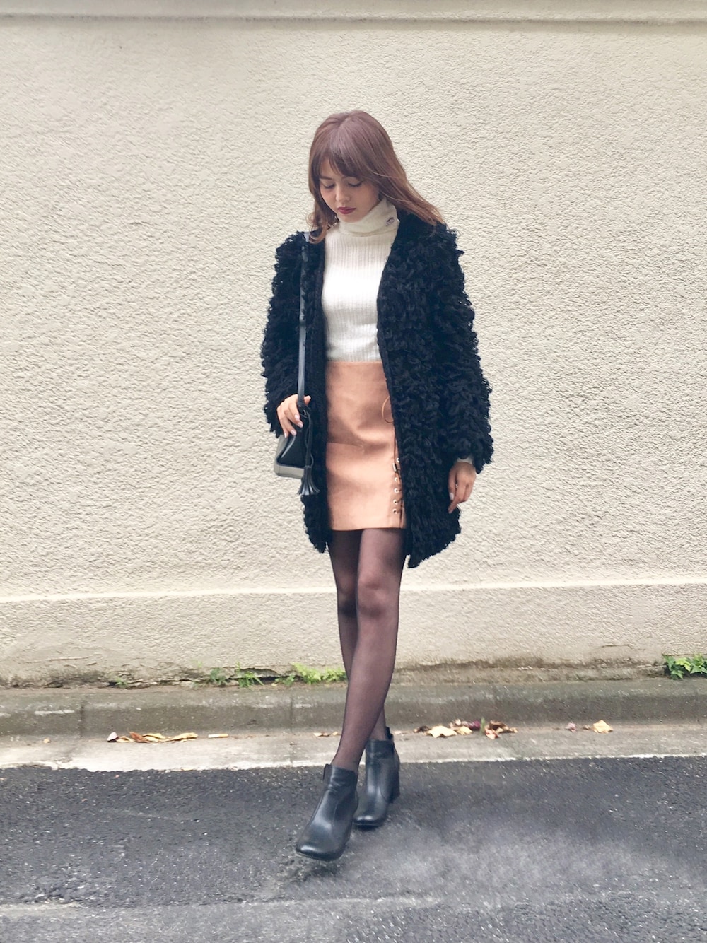 「加藤ナナ、ニット、girl」｜「#girlのアイテム（ジャケット/アウター、ブラック系）」を使った、加藤ナナ（加藤ちゃん）さん（レディース・160cm）の秋コーディネートの1枚目の写真