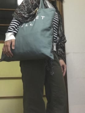 「CLEF DE SOL（CLEF DE SOL）のアイテム（マフラー、その他）」を使った、華さん（レディース・150cm）の春コーディネート