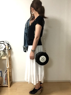 「Ungrid（アングリッド）の 【Casual】ｳﾞｨﾝﾃｰｼﾞGｼﾞｬﾝ （デニムジャケット）」を使った、erina さん（レディース・165cm）の春コーディネート