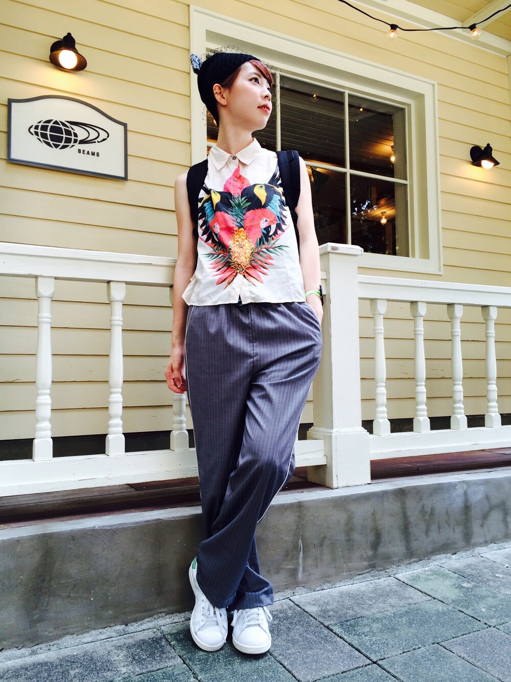 「Ray BEAMS、BEAMS BOY、スタンスミス、ニット帽」｜「insightのアイテム（シャツ/ブラウス、その他）」を使った、TAMAMO✌︎さん（メンズ・161cm）の夏コーディネートの1枚目の写真