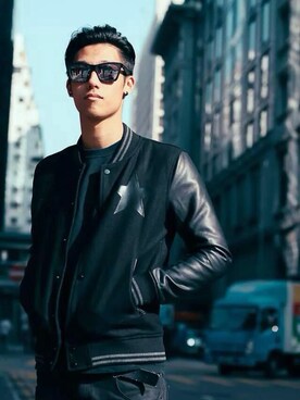 DJ Johnnie Darkaさんのコーディネート