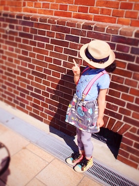 「DENIM DUNGAREE（デニムダンガリー）のアイテム（シャツ/ブラウス、ブルー系）」を使った、Chiiko◡̈さん（レディース）の春コーディネート