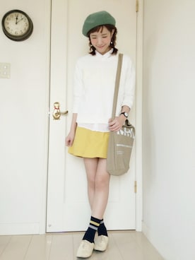 「ルームウェア」｜「アイテム（ハンチング/ベレー帽）」を使った、山口真帆さん（レディース・161cm）の春コーディネート