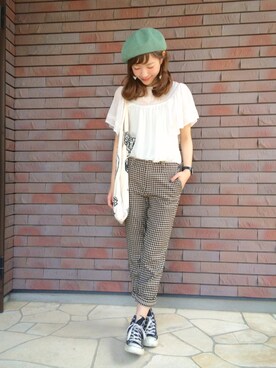 「アイテム（ハンチング/ベレー帽）」を使った、山口真帆さん（レディース・161cm・10代）の夏コーディネート