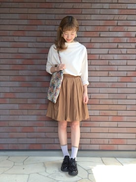 「note et silence （ノートエシロンス）のアイテム」を使った、山口真帆さん（レディース・161cm）の秋コーディネート