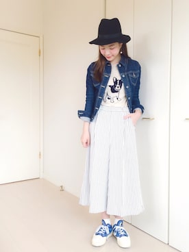 「RAINBOW（レインボー）のアイテム」を使った、山口真帆さん（レディース・161cm）の春コーディネート