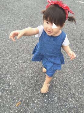 「petit main（プティマイン）のデニムセットアップ（チュニック、ブルー系）」を使った、Ｓeｒa◡̈♥︎さん（キッズ・90cm）の夏コーディネート