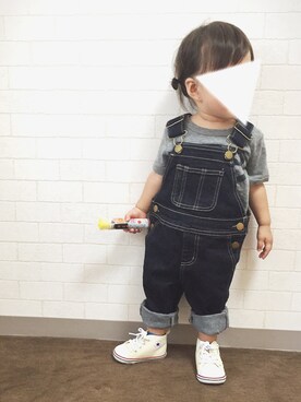 「petit main（プティマイン）のベーシックデニムサロペット（サロペット/オーバーオール、ブルー系）」を使った、Ｓeｒa◡̈♥︎さん（キッズ・90cm）の夏コーディネート