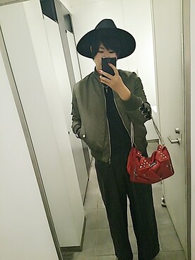 「GLADNEWS（グラッドニュース）のアイテム（その他アウター）」を使った、mikiさん（レディース・176cm）の冬コーディネート