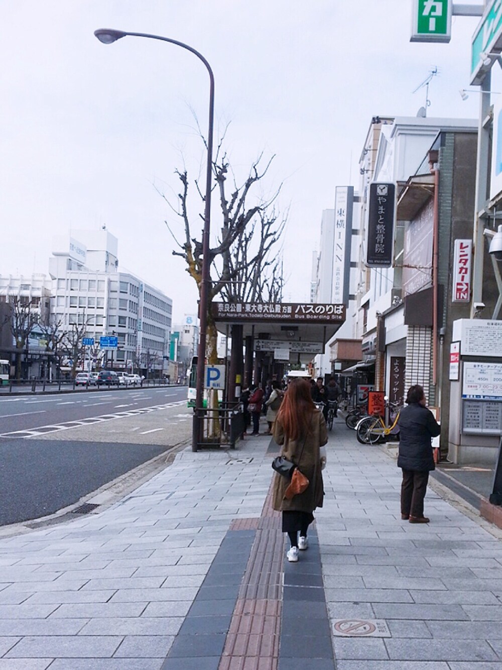 「travel、Nara、Japan、osaka、fashion、ootd、holiday」｜「mothers iciのアイテム（ジャケット/アウター、ブラウン系）」を使った、YTさん（レディース・155cm）の冬コーディネートの1枚目の写真
