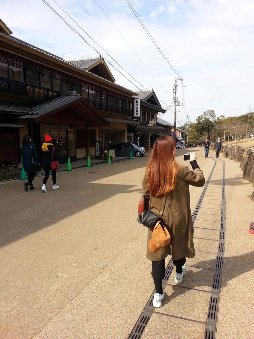 「travel、Japan、osaka、fashion、ootd、vacation、holiday」｜「A landのアイテム（キャップ、ブラウン系）」を使った、YTさん（レディース・155cm）の冬コーディネートの1枚目の写真