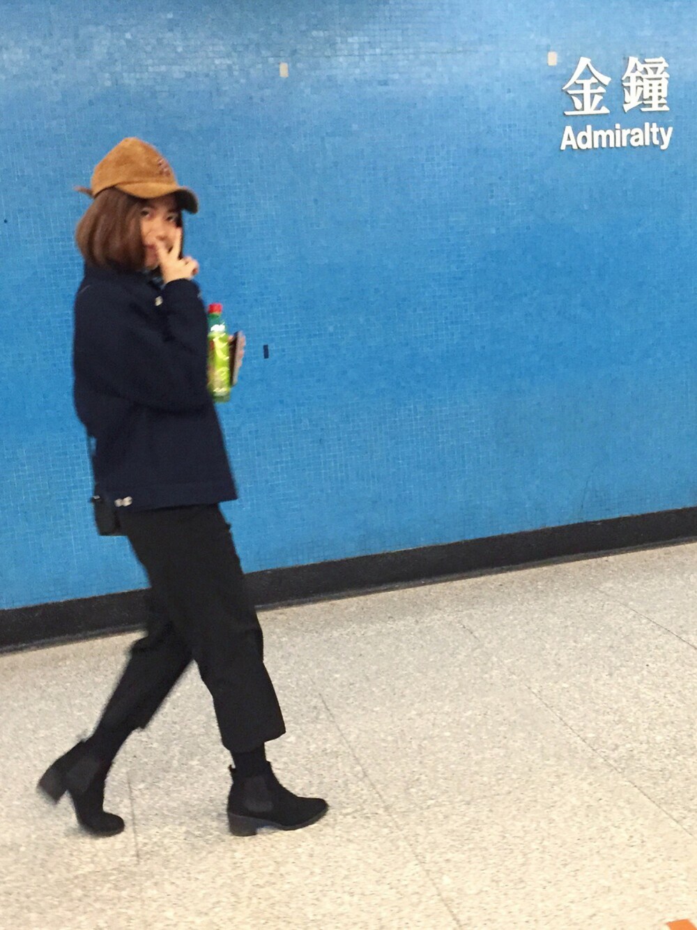 「winter、ootd、H&M、ALAND、b+ab、black、blue」｜「b+abのアイテム（ジャケット/アウター、ブルー系）」を使った、YTさん（レディース・155cm）の夏コーディネートの1枚目の写真