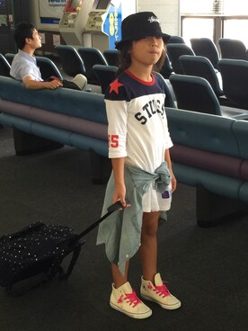 「GAP（ギャップ）のアイテム（バックパック/リュック）」を使った、あこさん（キッズ・130cm）の夏コーディネート