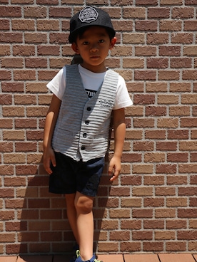 「AZUL by moussy（アズールバイマウジー）のアイテム」を使った、AZULKIDSofficialさん（キッズ・100cm）の夏コーディネート