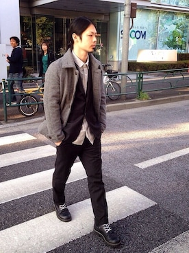 「VIRGOwearworks（ヴァルゴウェアワークス）のアイテム（ピーコート）」を使った、VIZ STORE-TOKYOさん（メンズ・174cm）の秋コーディネート