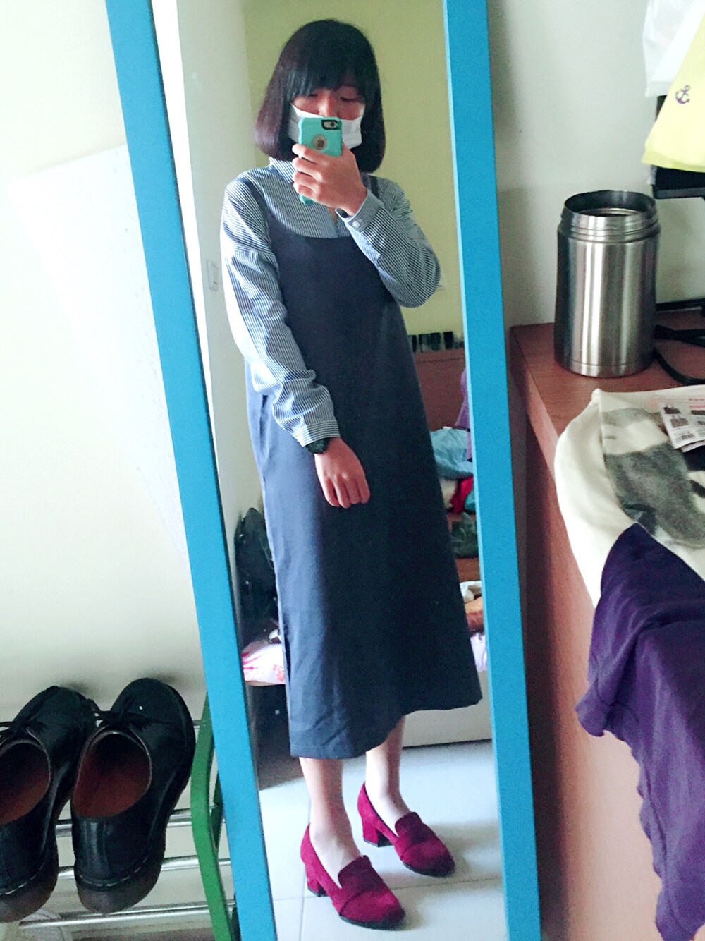 「20161129」｜「QUEEN SHOPのアイテム（オールインワン・サロペット、グレー系）」を使った、小7店員さん（レディース・159cm）の秋コーディネートの1枚目の写真
