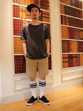 「ポケットＴシャツ」｜「アイテム（キャップ）」を使った、エノ＿エノモトさん（メンズ・175cm）の夏コーディネート