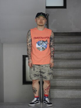「アイテム（つなぎ/オールインワン、ベージュ系）」を使った、최송혁さん（メンズ・179cm）の夏コーディネート