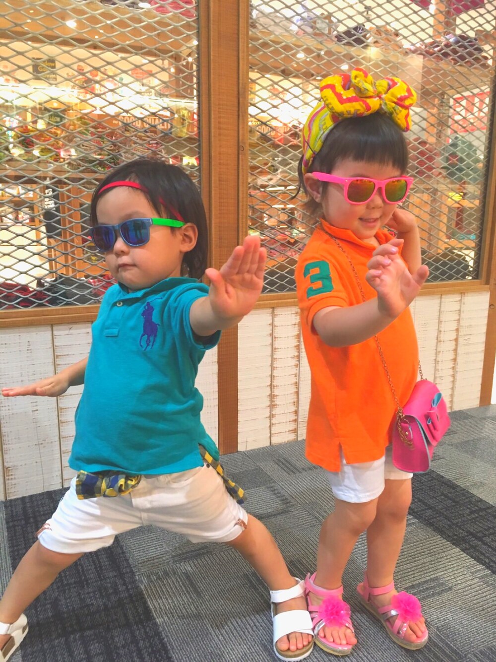 「ZARAのアイテム（その他パンツ、ホワイト系）」を使った、にい★けいさん（キッズ・100cm）の夏コーディネートの1枚目の写真
